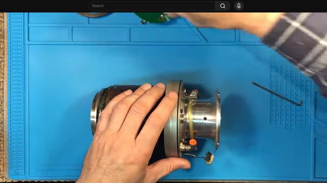 Precision machining of main shaft bearing journals