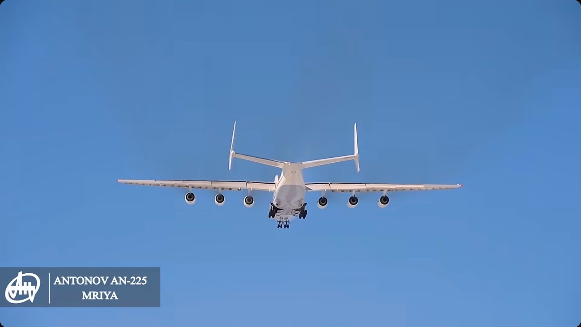 The An-225 Mriya in flight, approaching from below. For over twenty years it served as the world's only 250-ton airlifter — until it was destroyed in 2022 during the battle for Hostomel Airport.